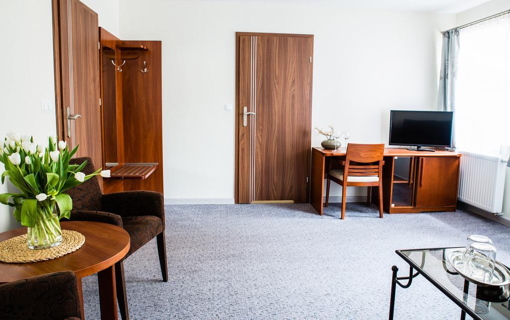 Pensjonat Przy Deptaku W Centrum Polanicy Zdroj Polanica-Zdrój Habitación foto